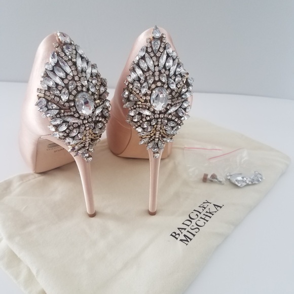 Badgley Mischka Shoes - ⭐️FINAL SALE⭐️ BADGELY MISCHKA Kiara Peep Toe Heel